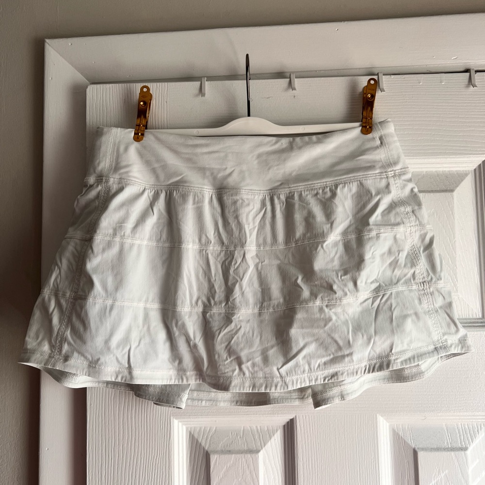 Lululemon pace rival skirt